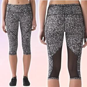 LULULEMON Outrun 17" Crop Sz 4 Mini Cinder Lace White Black